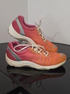 Vionic Alliance Pink & Orange Lightweight Athletic Sneakers Women's Size 9 Wide